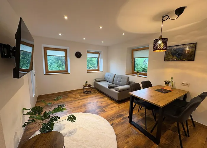 Διαμέρισμα Modernes Serviced - Land Idyll Durrnberg