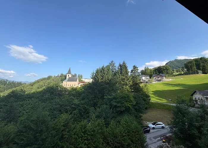 Modernes Serviced - Land Idyll